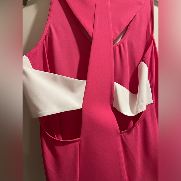Hot pink open back top - Picture 3 of 4